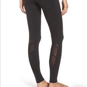Alo Yoga Leggings - Ultimate High Waist Leggings